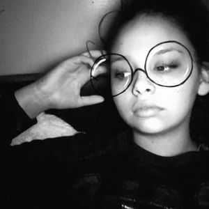 Meet your Posher, Briana